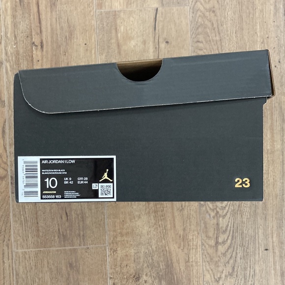 Jordan 1 low Chicago red white black mens size 10.5 - Picture 7 of 8